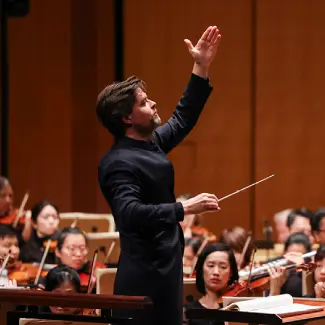 Opening Weekend: Dvořák’s New World